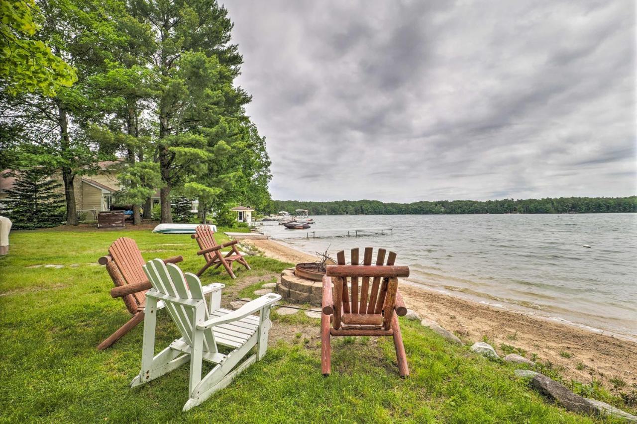 13 Mi To Downtown Quiet Lakefront Cottage Traverse City Exterior photo
